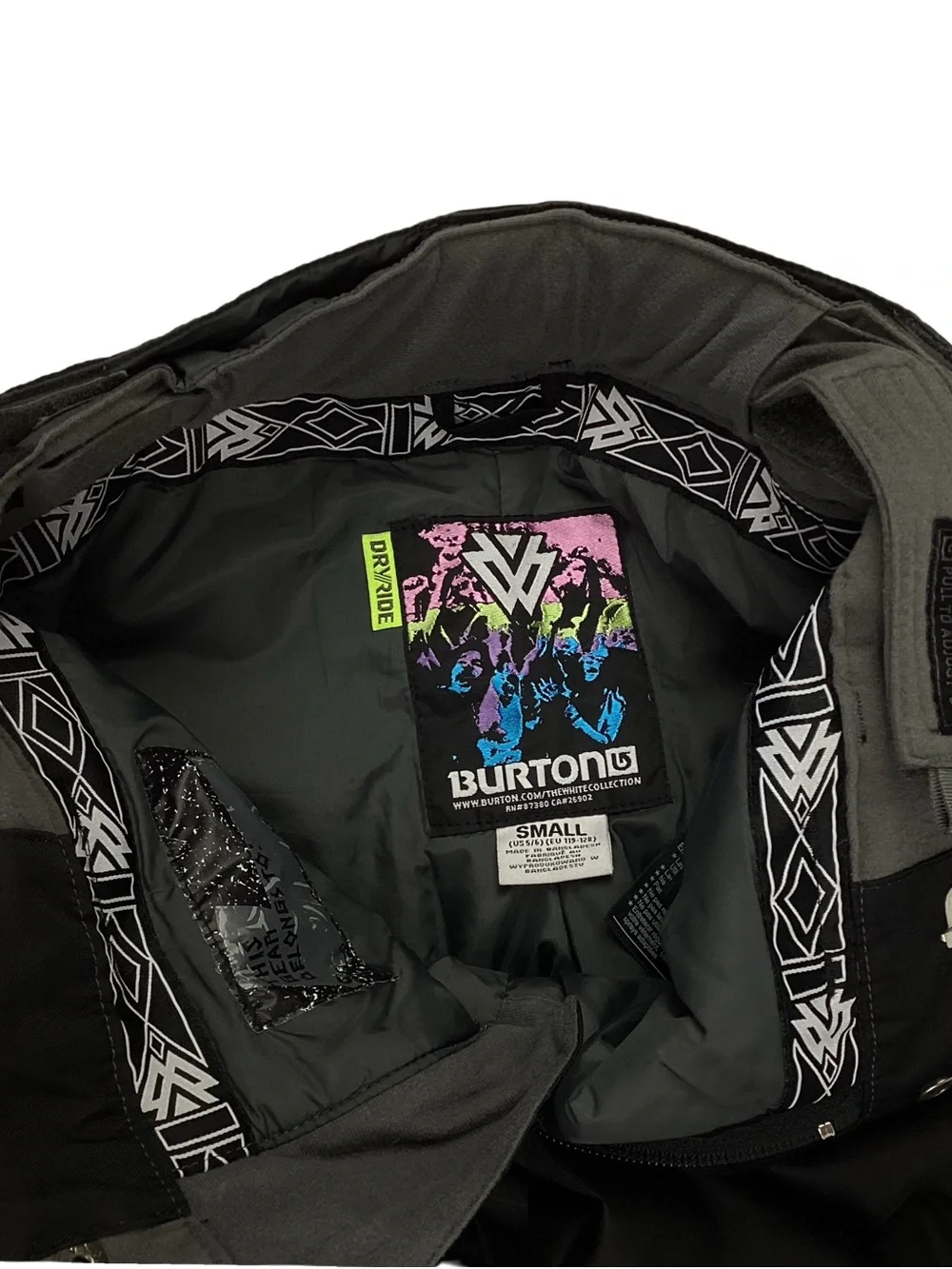 Burton DryRide Insulated Black Kids Snow Pants. Small 5/6